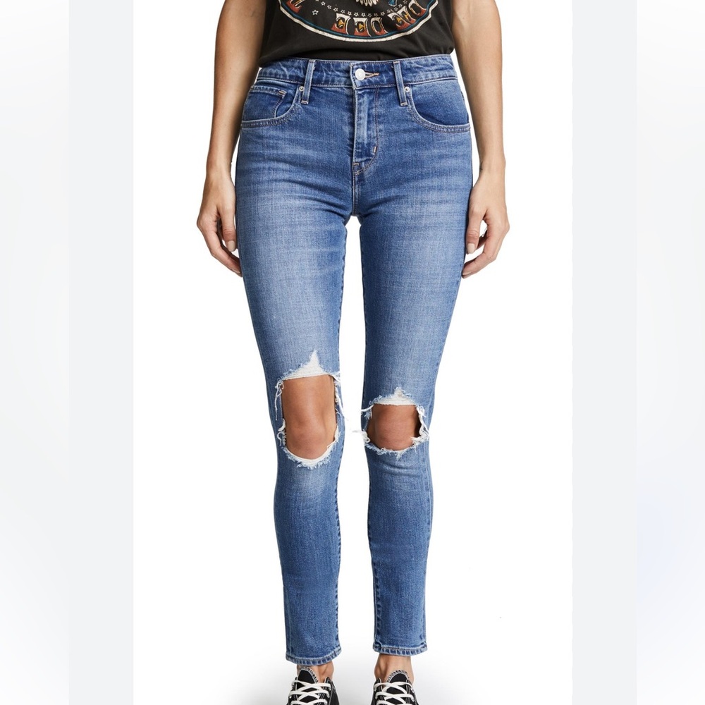 Levi’s 721 High-Rise Skinny Jeans